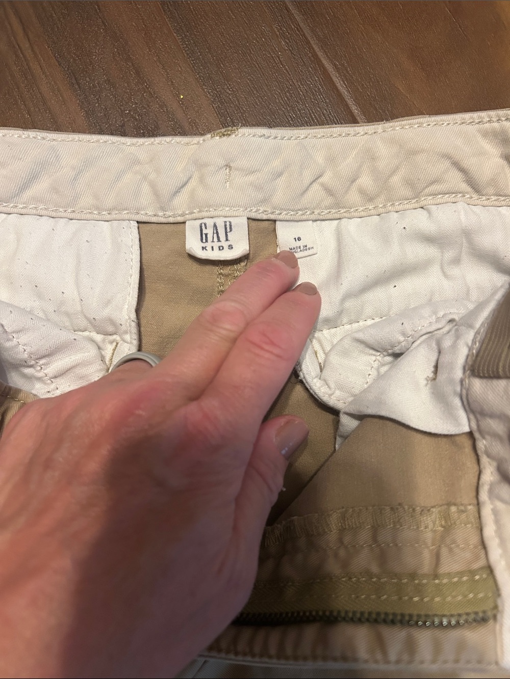 GAP Kids Tan Khaki Shorts boys size 16